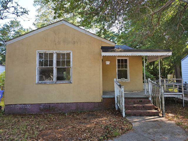 2313 Aintree Avenue, North Charleston, SC 29405