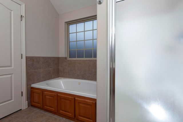 5798 S Meadowbrook Avenue, Springfield, MO 65810