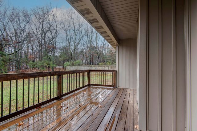 5798 S Meadowbrook Avenue, Springfield, MO 65810