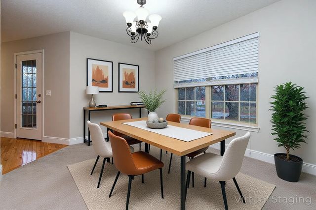 5798 S Meadowbrook Avenue, Springfield, MO 65810