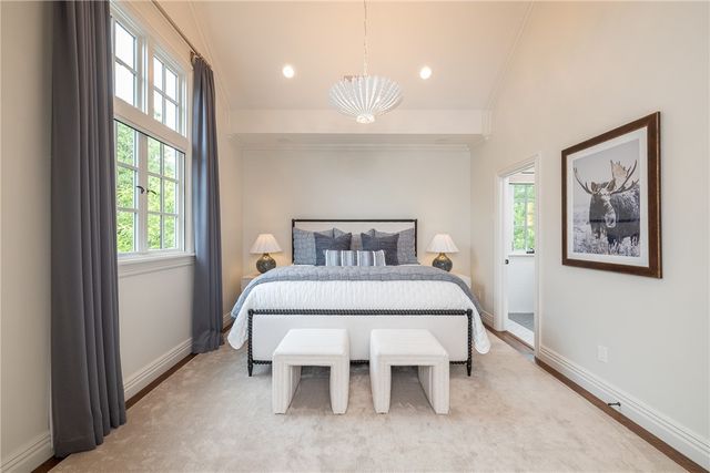 4958 S Prestwick Circle, Fayetteville, AR 72704