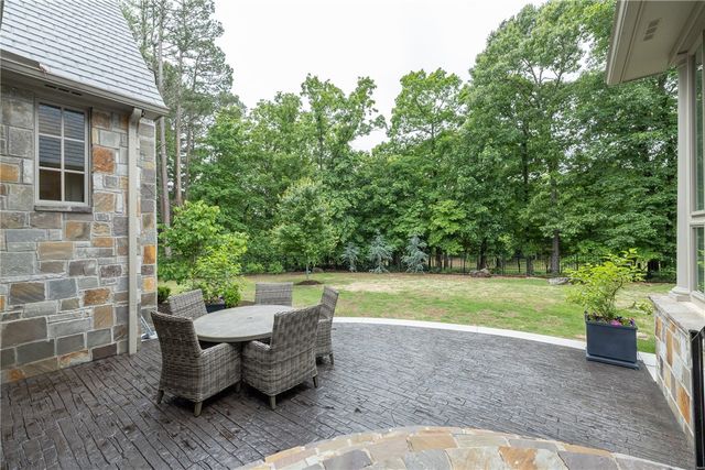 4958 S Prestwick Circle, Fayetteville, AR 72704