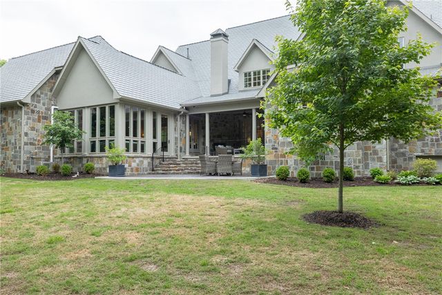 4958 S Prestwick Circle, Fayetteville, AR 72704