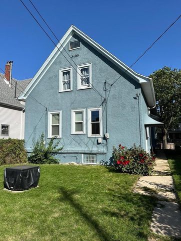 2065 S 28th STREET, Milwaukee, WI 53215