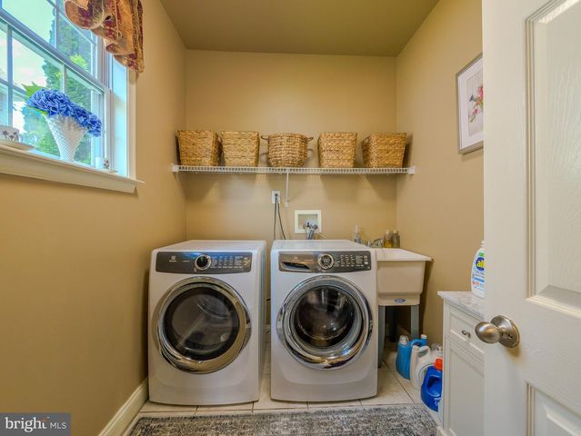 226 E BENEDICT AVE, Havertown, PA 19083