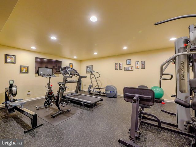 226 E BENEDICT AVE, Havertown, PA 19083
