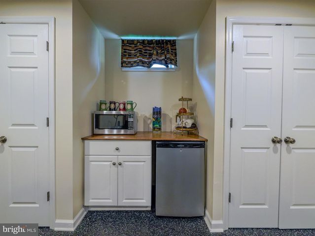 226 E BENEDICT AVE, Havertown, PA 19083