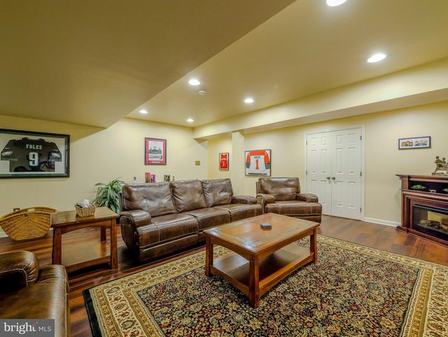226 E BENEDICT AVE, Havertown, PA 19083