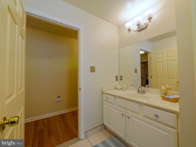226 E BENEDICT AVE, Havertown, PA 19083