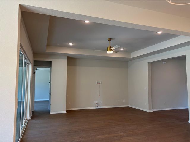313 Knockout Rose DR, San Marcos, TX 78666
