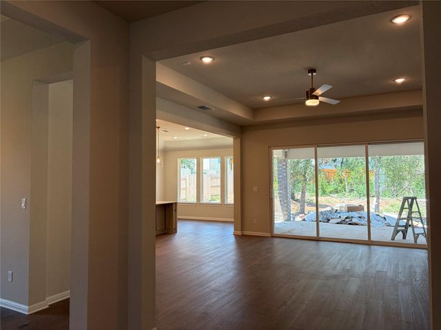313 Knockout Rose DR, San Marcos, TX 78666