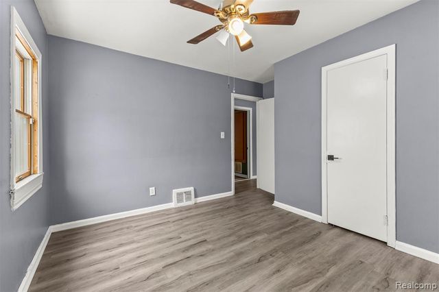 14716 Eureka Road, Southgate, MI 48195