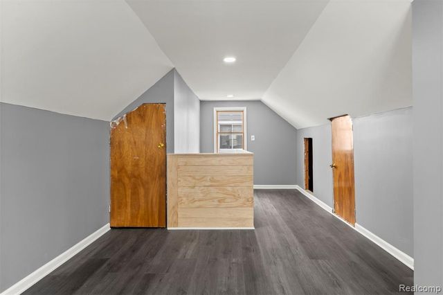 14716 Eureka Road, Southgate, MI 48195