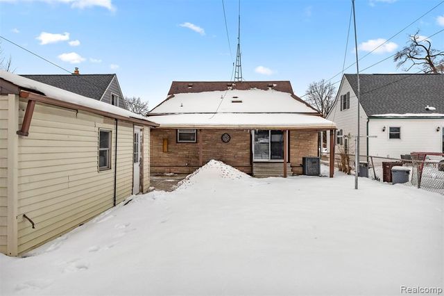 14716 Eureka Road, Southgate, MI 48195