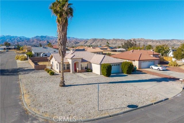 7748 Megan Court, Yucca Valley, CA 92284