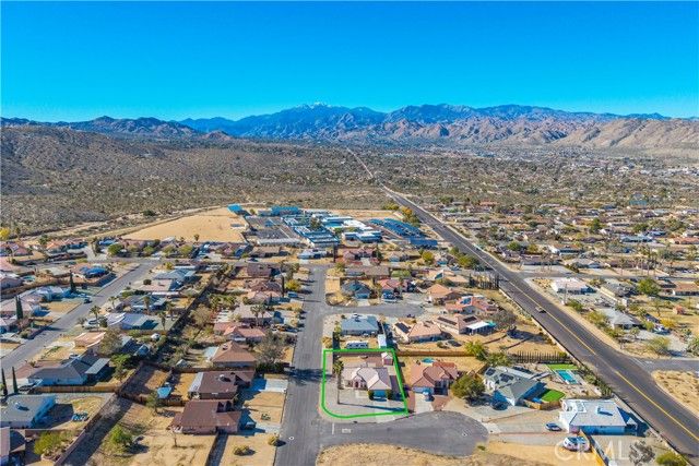 7748 Megan Court, Yucca Valley, CA 92284