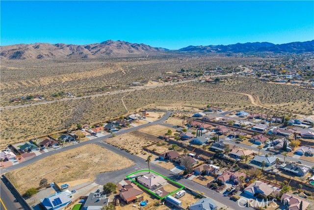 7748 Megan Court, Yucca Valley, CA 92284