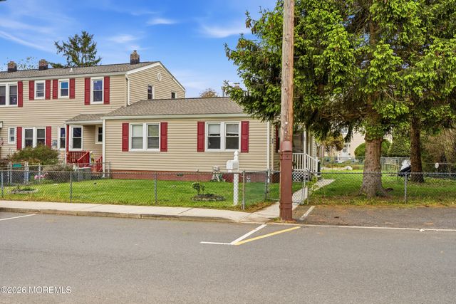 48 Barker Avenue, Shrewsbury Twp, NJ 07724