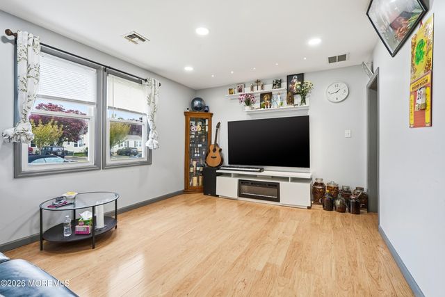 48 Barker Avenue, Shrewsbury Twp, NJ 07724