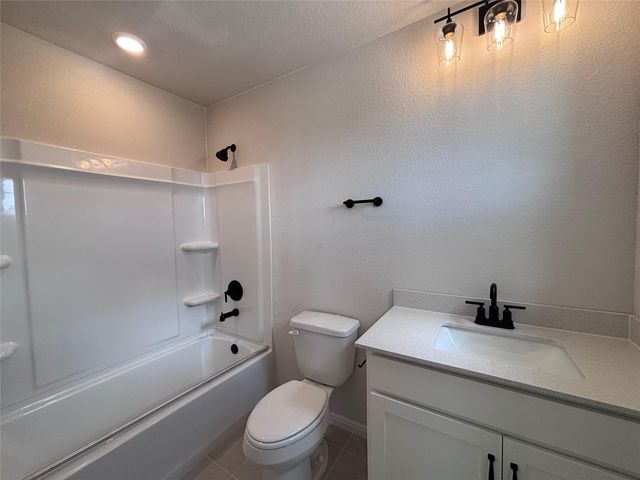 156 Coleto TRL, Bastrop, TX 78602