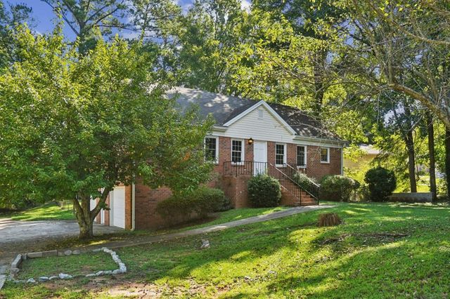 5659 Whispering Pines Road, Mableton, GA 30126