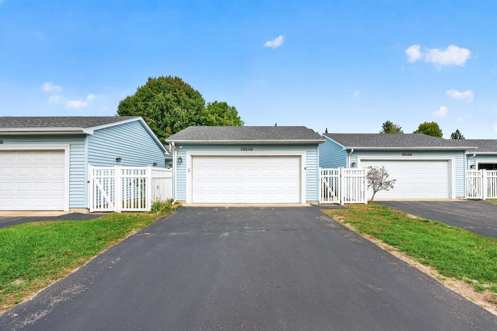 38558 Grand Avenue, North Branch, MN 55056 — photo 2