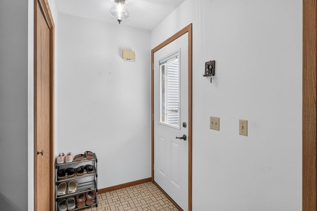 38558 Grand Avenue, North Branch, MN 55056 — photo 4