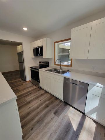 3315 Darryl Lane, Eau Claire, WI 54703