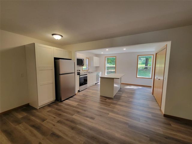 3315 Darryl Lane, Eau Claire, WI 54703