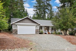 131 E Detroit Drive, Allyn, WA 98524