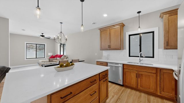 1845 Hadley Hills Drive NE, Rochester, MN 55906