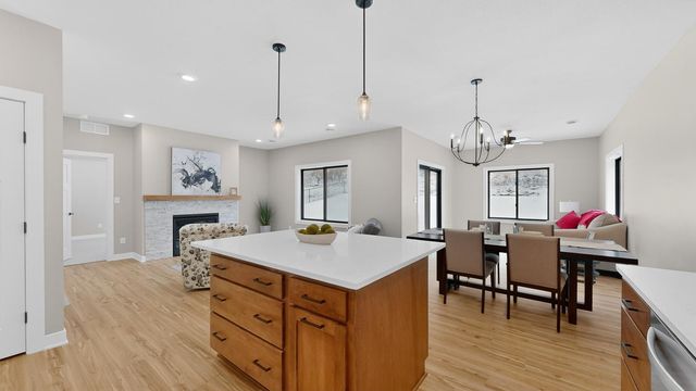 1845 Hadley Hills Drive NE, Rochester, MN 55906