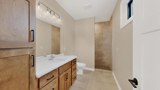 1845 Hadley Hills Drive NE, Rochester, MN 55906