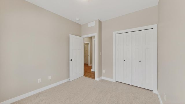 1845 Hadley Hills Drive NE, Rochester, MN 55906