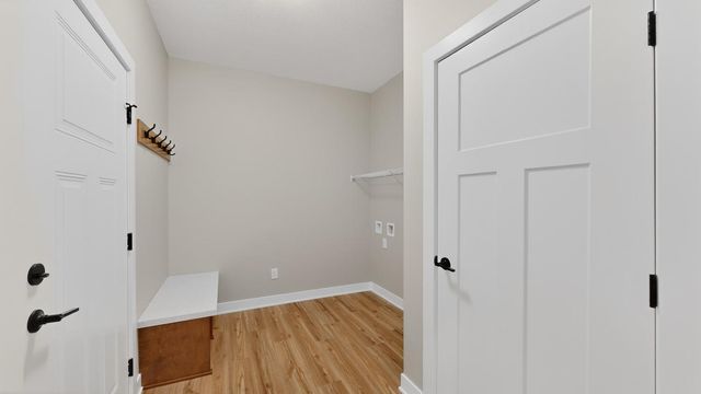 1845 Hadley Hills Drive NE, Rochester, MN 55906