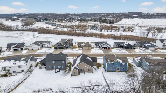 1845 Hadley Hills Drive NE, Rochester, MN 55906