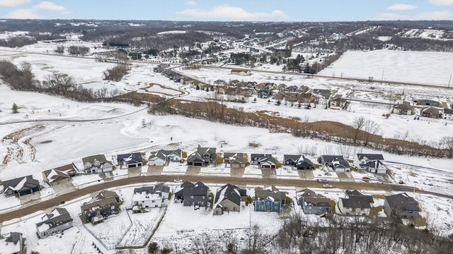 1845 Hadley Hills Drive NE, Rochester, MN 55906