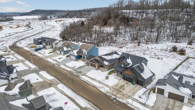 1845 Hadley Hills Drive NE, Rochester, MN 55906