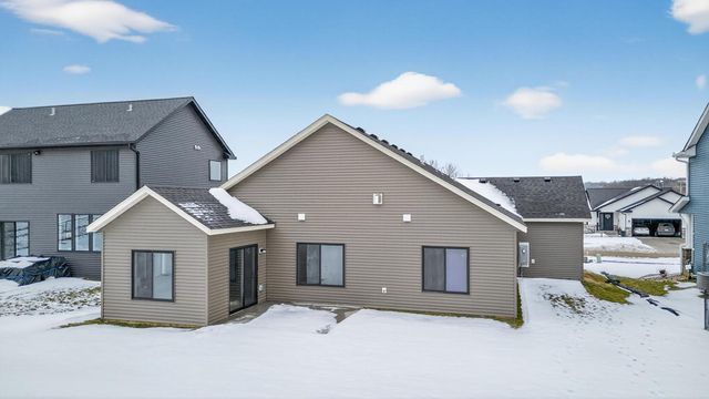 1845 Hadley Hills Drive NE, Rochester, MN 55906