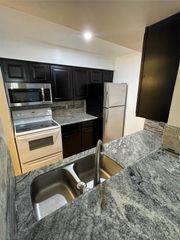 18519 Egret Bay Boulevard 1502, Webster, TX 77058