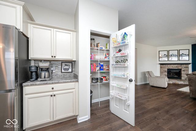 5674 Northlands Terrace, Plainfield, IN 46168