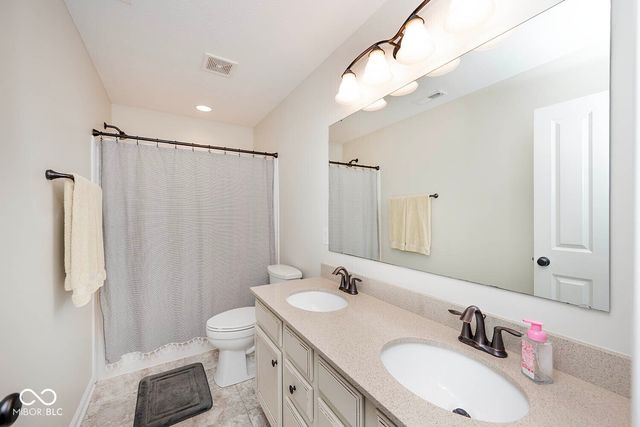 5674 Northlands Terrace, Plainfield, IN 46168