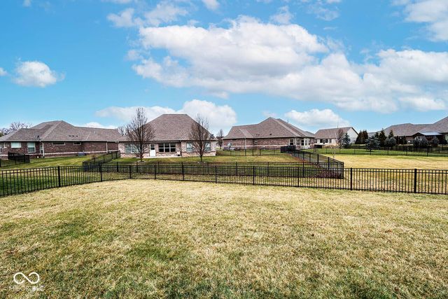 5674 Northlands Terrace, Plainfield, IN 46168