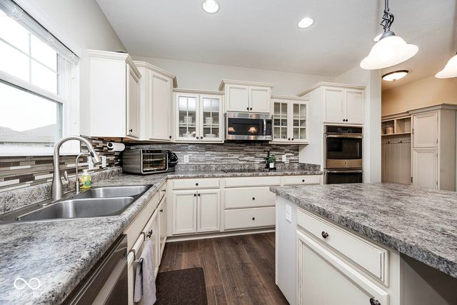 5674 Northlands Terrace, Plainfield, IN 46168