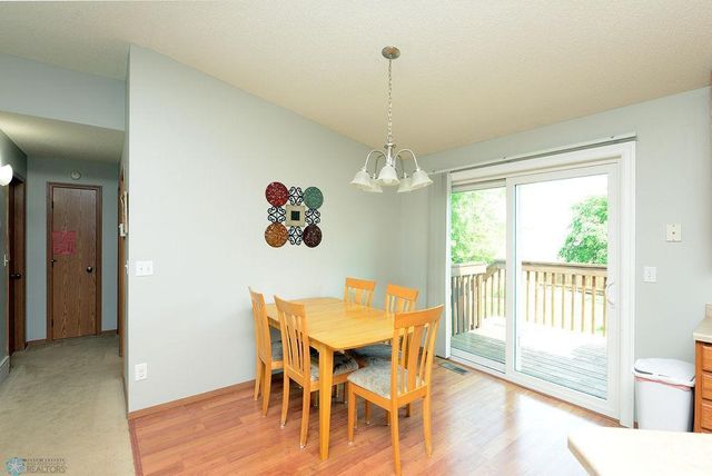 2441 60th Avenue S, Fargo, ND 58104