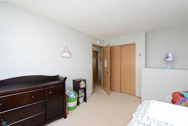 2441 60th Avenue S, Fargo, ND 58104