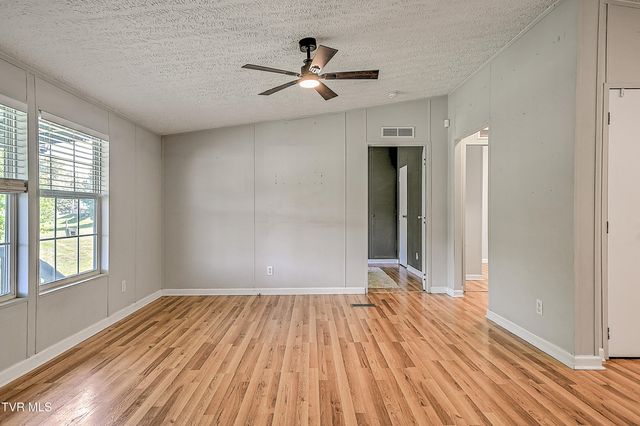 195 Derby Drive, Kingsport, TN 37660