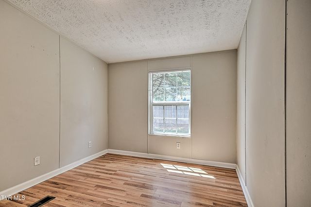 195 Derby Drive, Kingsport, TN 37660