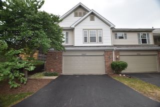 2963 SAGANASHKEE Lane 2963, Naperville, IL 60564