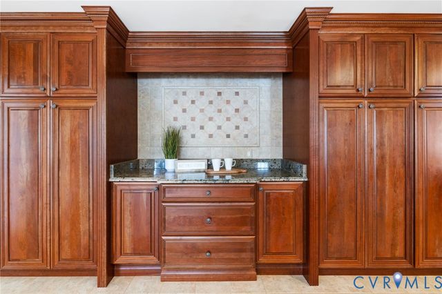 12712 Sawdust Dr, Glen Allen, VA 23059